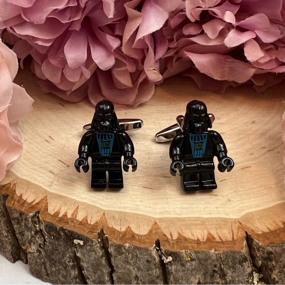 Star Wars Darth Vader Lego Cufflinks - Picture 3 of 16